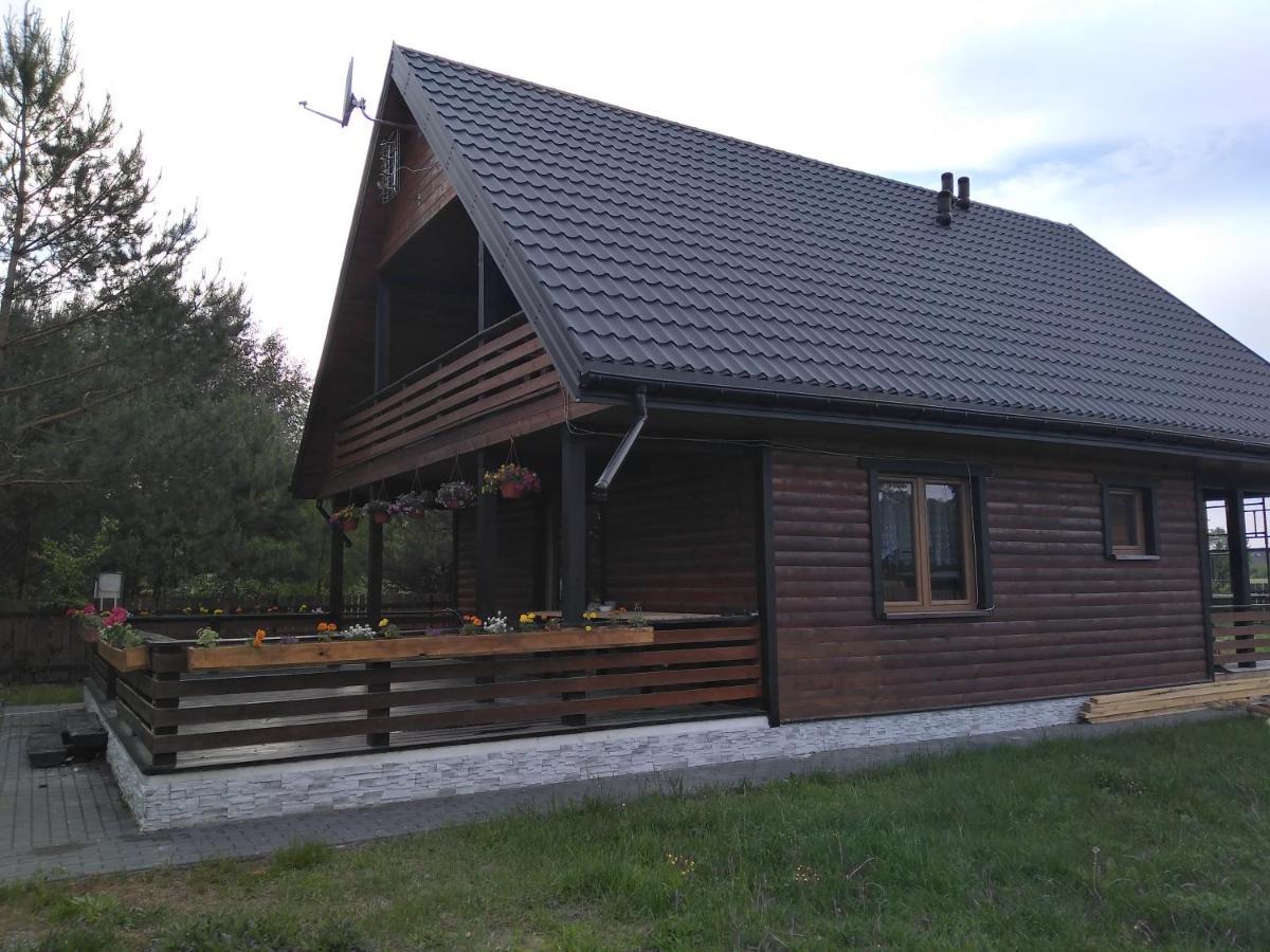 Dom Drewniany Pod Lasem Zatory Exteriér fotografie